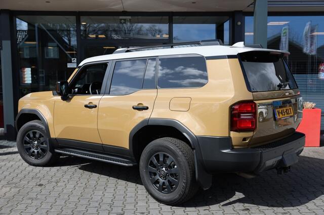 Toyota LAND CRUISER 2.8 D-4D 5DRS *FIRST EDITION* A/T VAN