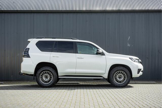 Toyota LAND CRUISER 2.8D-4D | 204 PK | 4X4 | Vol Opties | Automaat | Luchtvering | 360° camera | Adapt.Cruise | Stoelverw. & -koeling | LED