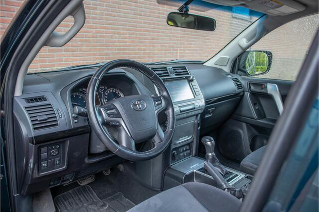 Toyota LAND CRUISER 2.8 D-4D-F Challenger Blind Van Camera, Keyless, Trekhaak