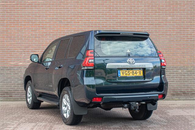 Toyota LAND CRUISER 2.8 D-4D-F Challenger Blind Van Camera, Keyless, Trekhaak