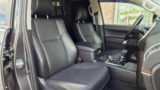 Toyota LAND CRUISER 2.8 D-4D Professional Van, Off-Road Pakket, Leder, 360, JBL