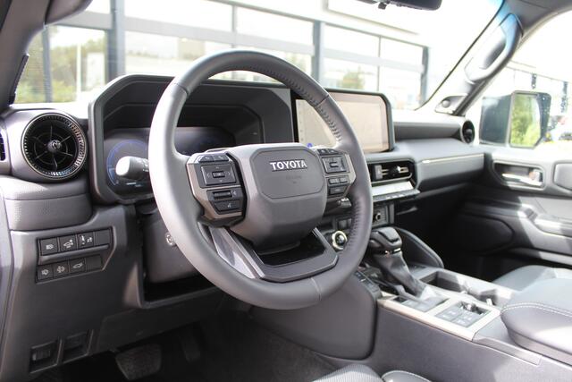 Toyota LAND CRUISER 2.8 D-4D Professional 5p. | Rijklaar | Panodak | Parelmoer | Leder | Memory | Camera's | JBL | HUD | LED | Stoelverwarming/koeling