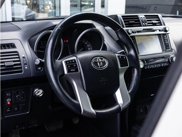 Toyota LAND CRUISER 2.8 D-4D-F Challenger Blind Van | Cruise Control | Leder | Trekhaak | Navigatie | Elektrische stoelen |