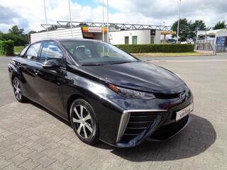 toyota-mirai-fcv-executive