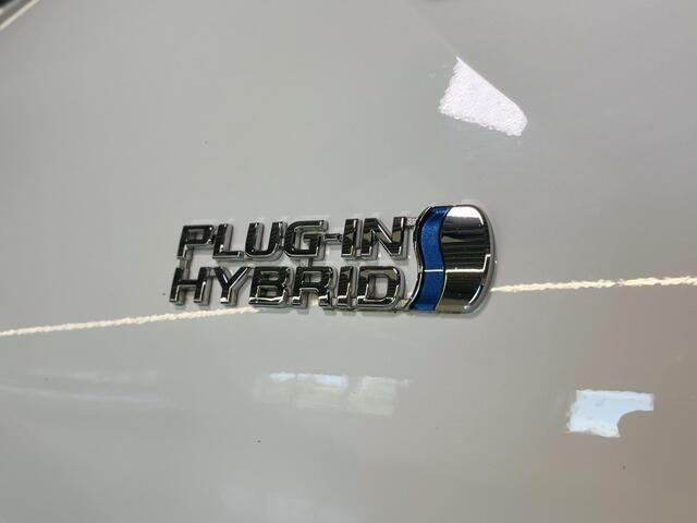 Toyota PRIUS 1.8 Plug-in Business Plus