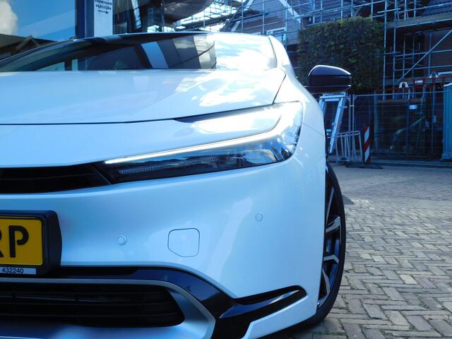 Toyota PRIUS 2.0 Plug-in Executive