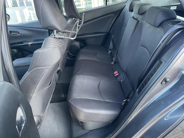 Toyota PRIUS 1.8 Plug-in Dynamic SolarPanel, Voorstoelen Verwarmd, DAB,