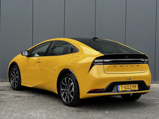 Toyota PRIUS 2.0 Plug-in Executive Panoramadak |stoel/stuur verw. | HUD | digi-spiegel |