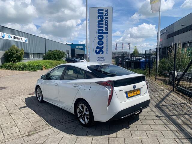 Toyota PRIUS 1.8 Dynamic Hybrid Ad.Cruise Clima Navi 102.082km