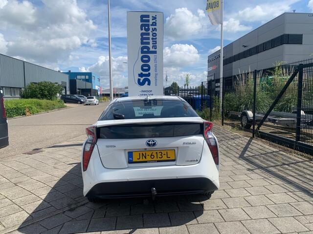 Toyota PRIUS 1.8 Dynamic Hybrid Ad.Cruise Clima Navi 102.082km
