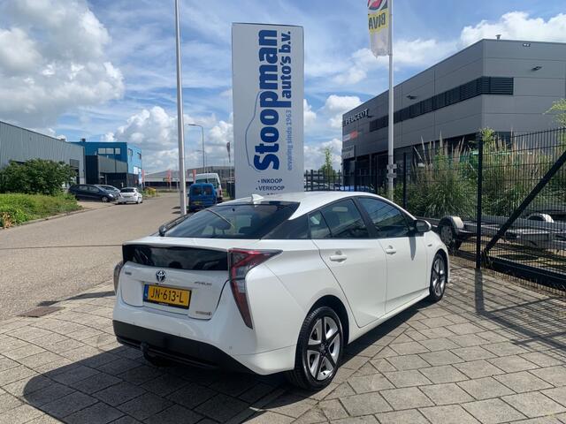 Toyota PRIUS 1.8 Dynamic Hybrid Ad.Cruise Clima Navi 102.082km