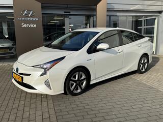 toyota-prius-1.8-executive--naviga