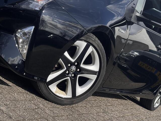 Toyota PRIUS 1.8 Black Edition Adapt. Cruise | Head-Up | Camera