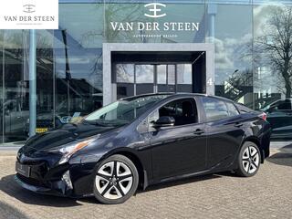 toyota-prius-1.8-black-edition-adap