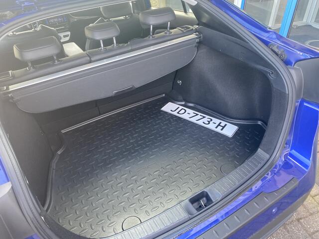 Toyota PRIUS 1.8 Executive JBL Head Up Display Lederen bekleding