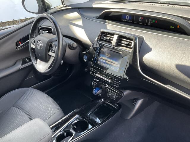 Toyota PRIUS 1.8 Dynamic Stoelverw Head Up Navi Camera