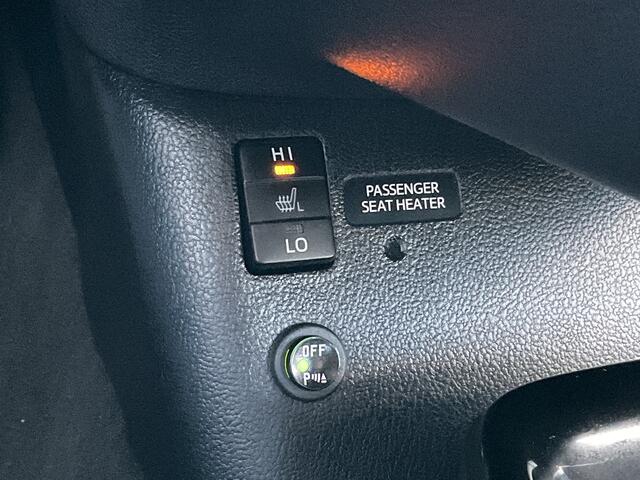 Toyota PRIUS 1.8 Dynamic Stoelverw Head Up Navi Camera