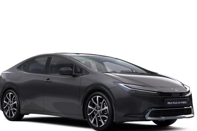 Toyota PRIUS 2.0 Plug-in Hybrid 220 Executive, Direct Leverbaar, ¤ 3200,- Premie, Elec Achterklep, Apple Carplay / Android Auto, BSM, High Beam Assist, Stuur - / Stoel verwarming!