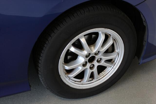 Toyota PRIUS 1.8 Dynamic | BJ:2019! | CAMERA | 2TONE-LEDER | KEYLESS | LDS | NAVI | PDC-V | CRUISE | LED |