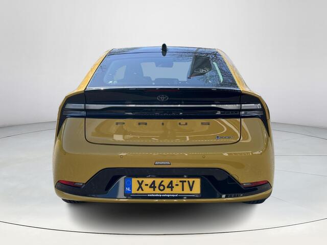 Toyota PRIUS 2.0 Plug-in Executive | Panoramadak | Stoel- + stuurverwarming | Navigatie | Parkeersensoren |