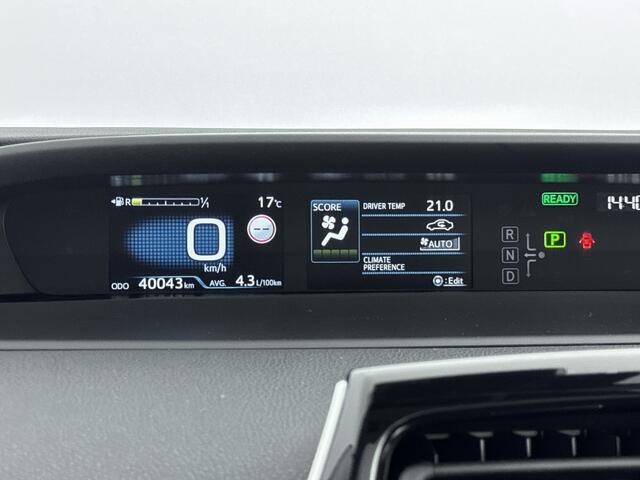 Toyota PRIUS 1.8 Hybrid Executive | NL-Auto | Glazen Schuifdak |