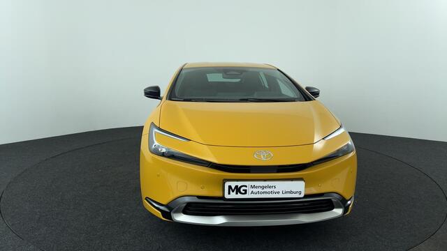 Toyota PRIUS 2.0 Plug-in Executive / Demo-voordeel!