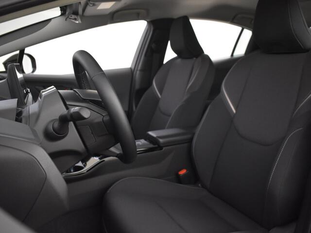 Toyota PRIUS 2.0 Plug-in Executive 223PK | PDC V+A | Stoel & Stuur warming |
