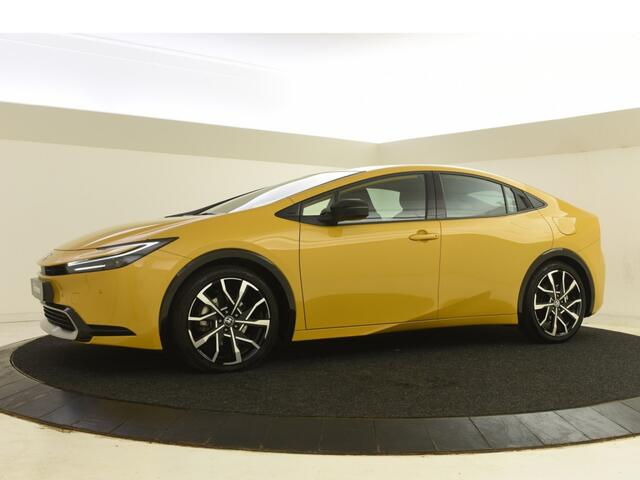 Toyota PRIUS 2.0 Plug-in Executive 223PK | PDC V+A | Stoel & Stuur warming |