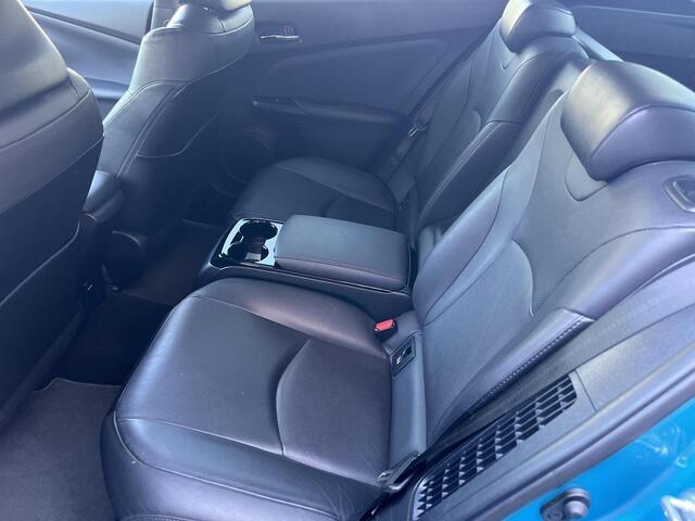 Toyota PRIUS 1.8 Plug-in Business Plus | JBL Audio | Leder | Dodehoek detectie | Navigatie | Stoelverwarming |