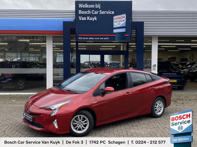 Toyota PRIUS 1.8 Dynamic / Automaat / 69.000 Km / JBL-Audio / Keyless / Head-Up Display / LED / DAB / Radio-Bluetooth / Navi / Camera / Stoelverwarming / Adaptieve Cruise-Control / Lane-Assist / ELKTR-Pakket / PDC Achter / LMV 15'' / All-Season / ENZ.