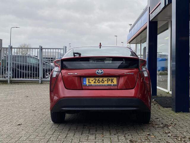 Toyota PRIUS 1.8 Dynamic / Automaat / 69.000 Km / JBL-Audio / Keyless / Head-Up Display / LED / DAB / Radio-Bluetooth / Navi / Camera / Stoelverwarming / Adaptieve Cruise-Control / Lane-Assist / ELKTR-Pakket / PDC Achter / LMV 15'' / All-Season / ENZ.