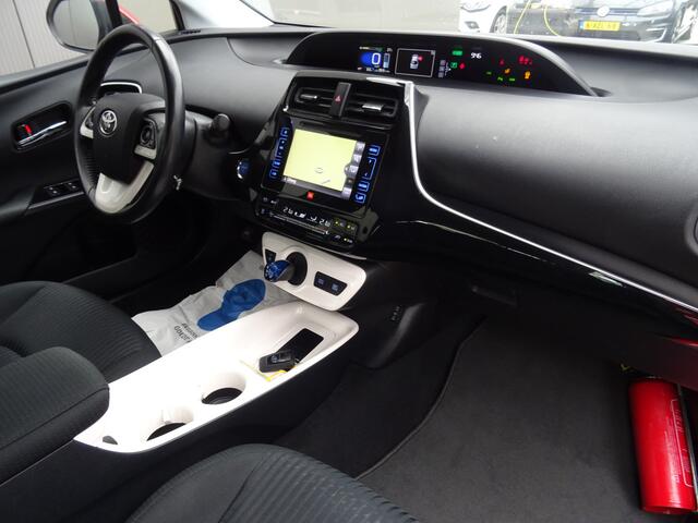Toyota PRIUS 1.8 Dynamic * DEALER ONDERH. * LUXE UITVOERING !!