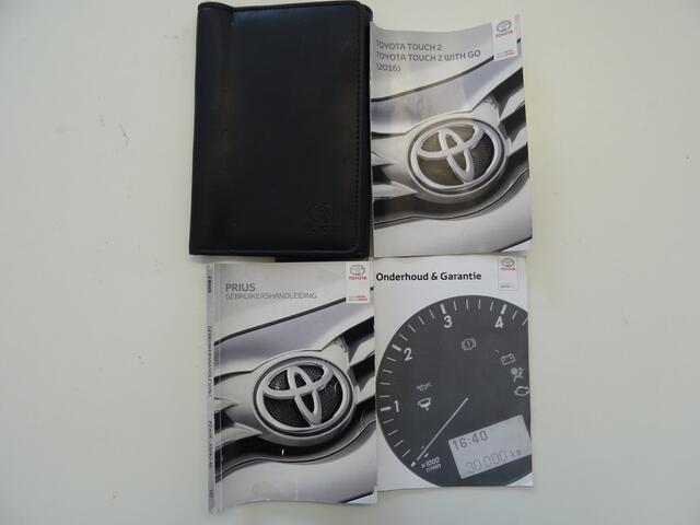 Toyota PRIUS 1.8 Dynamic * DEALER ONDERH. * LUXE UITVOERING !!