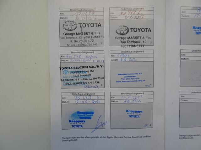 Toyota PRIUS 1.8 Dynamic * DEALER ONDERH. * LUXE UITVOERING !!