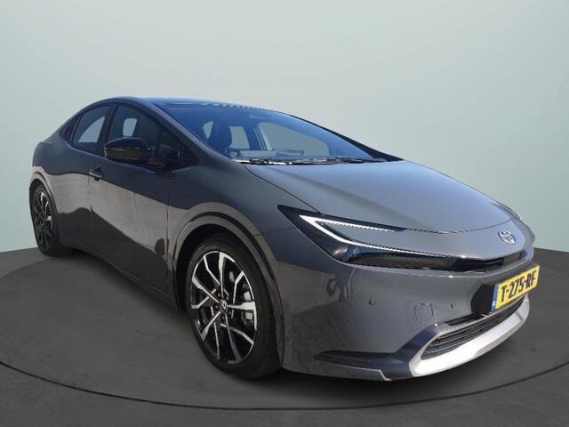 Toyota PRIUS Toyota PHEV Executive