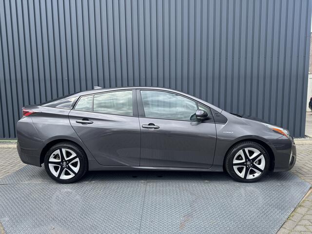 Toyota PRIUS 1.8 Dynamic | Trekhaak | PDC Achter | JBL | Navi | BSM | Rijklaar!!