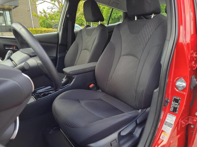 Toyota PRIUS 1.8 Dynamic | Apple CarPlay | Trekhaak | Navigatie | Rijklaarprijs incl. garantie |