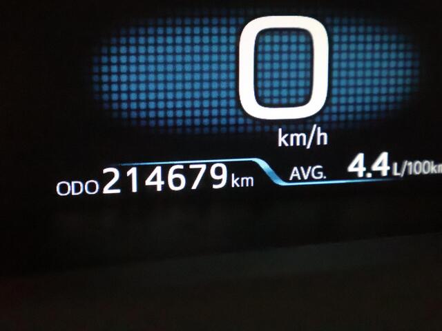 Toyota PRIUS 1.8 Dynamic Sport | 1e eigenaar | Dealer onderhouden | Stoelverwarming |