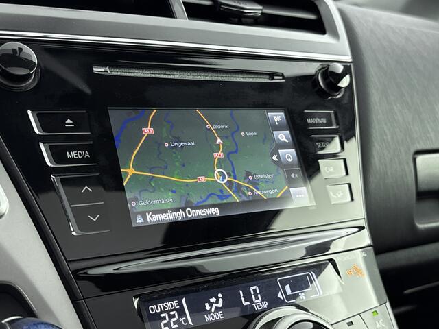 Toyota PRIUS 1.8 SkyView Edition | Lederen bekleding | Stoelverwarming | Navigatie | Panoramadak |