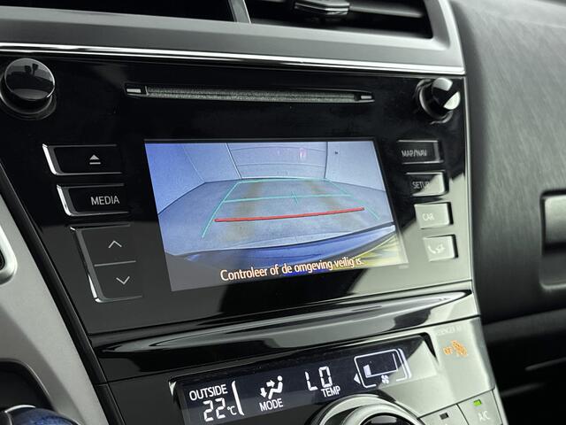 Toyota PRIUS 1.8 SkyView Edition | Lederen bekleding | Stoelverwarming | Navigatie | Panoramadak |