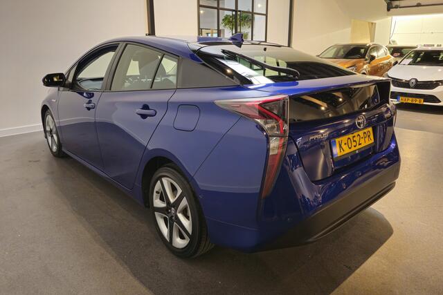 Toyota PRIUS 1.8 Dynamic JBL - Stoelverwarming - Adaptive Cruise - Dodehoek detectie - Cam