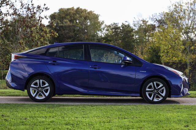 Toyota PRIUS 1.8 Full Hybrid ? LED ? ACC ? Camera