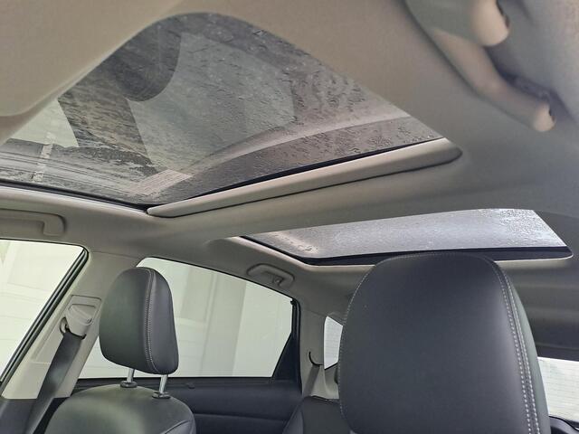 Toyota PRIUS Prius 1.8 Executive, 7-Persoons, Panoramadak, Trekhaak, Lederen bekleding,