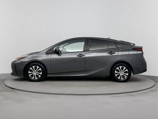 Toyota PRIUS 1.8 Executive Limited | 360° Camera | Lederen bekleding | Stoelverwarming | Navigatie |