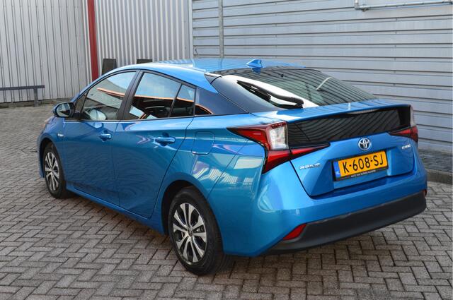 Toyota PRIUS 1.8 Dynamic O.a: HUD, Camera, Carplay, Stoelverw, Clima, Cruise, Etc. All-in prijs!
