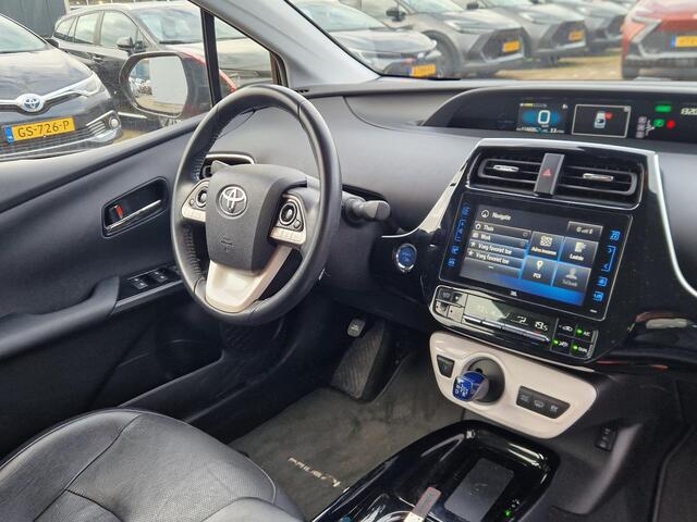 Toyota PRIUS 1.8 Plug-in Business Plus