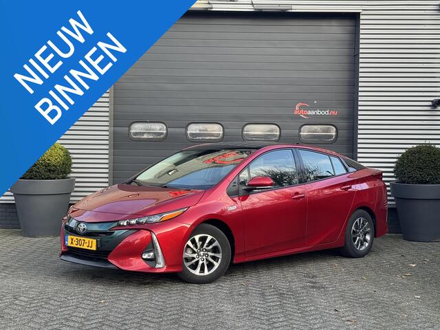 Toyota PRIUS 1.8 Plug-in Executive | Navigatie | Camera | DAB | Lichtmetalen Velgen |