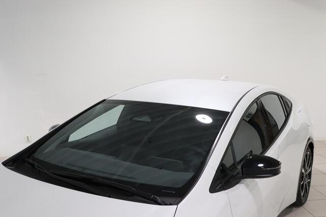 Toyota PRIUS Plug-in Hybrid 220 Executive, Blind Spot, Apple Carplay & Android Auto, Stoel & Stuur verwarming, Parkeersensoren!