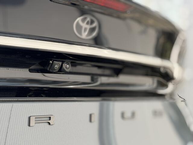 Toyota PRIUS 2.0 Plug-in Executive | GEEN AFLEVERKOSTEN | Panoramadak, Elektrische achterklep, Dodehoekdetectie
