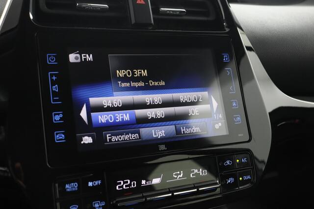 Toyota PRIUS 1.8 Plug-in Executive | Navigatie | JBL audio | Parkeersensoren | Stoelverwarming | Lederen Bekleding |